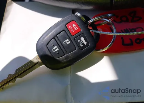 2017 Toyota Camry Se z USA, uszkodzony, nr VIN 4T1BF1FKXHU665669